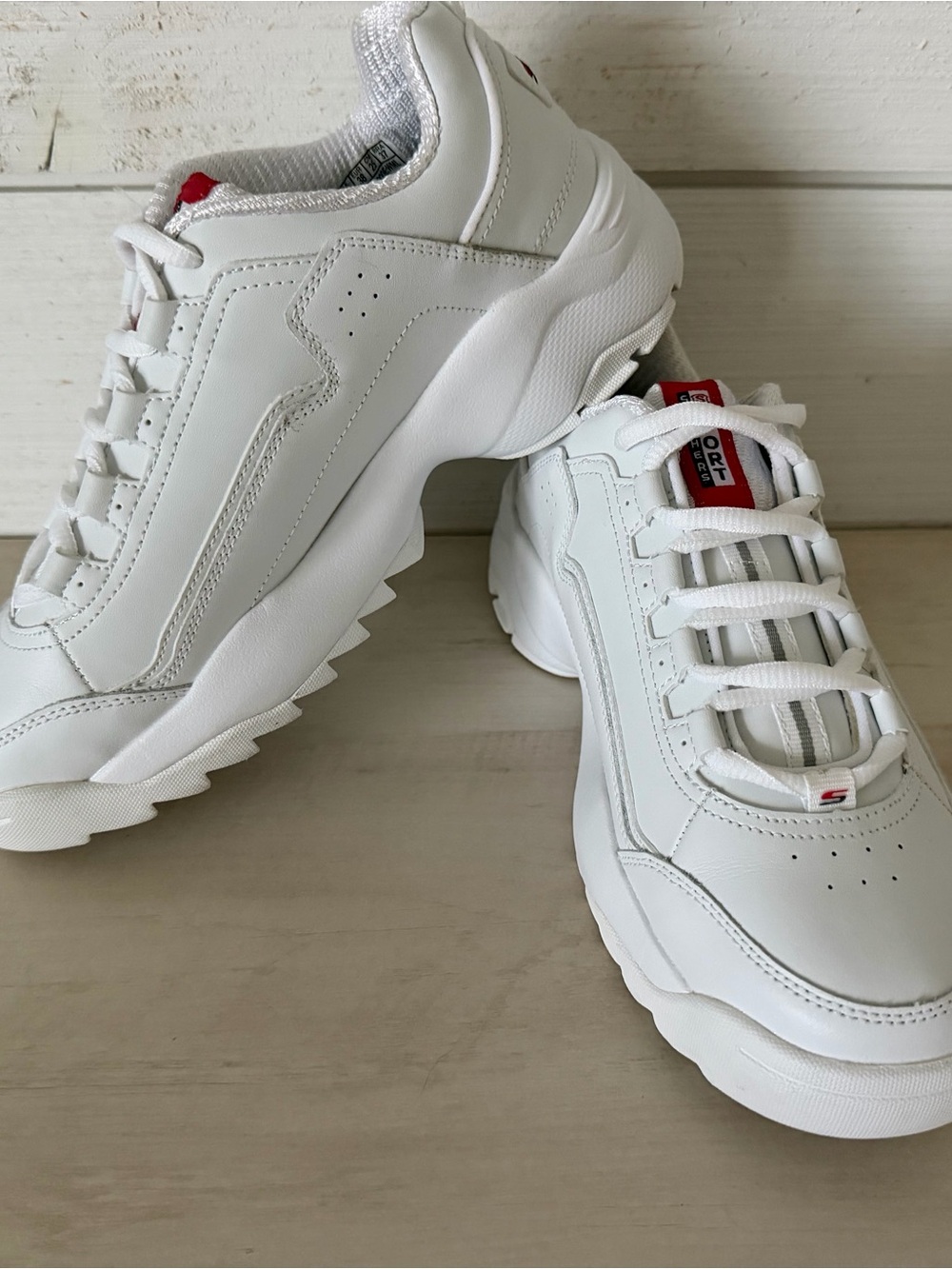 Skechers SKX Evero Air Cooled Memory Foam Sneakers Women’s Size 8 White NEW